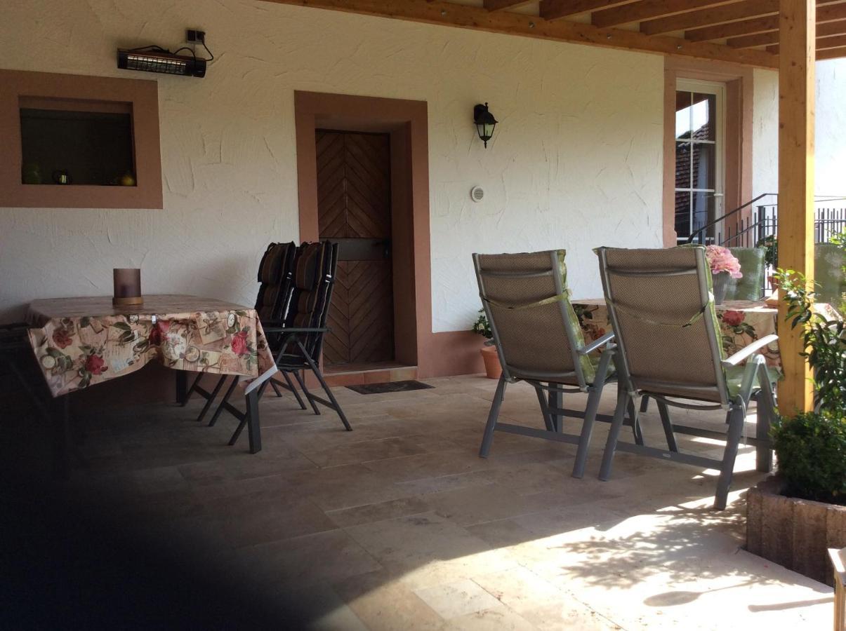 Pension Schmitz Serrig Экстерьер фото